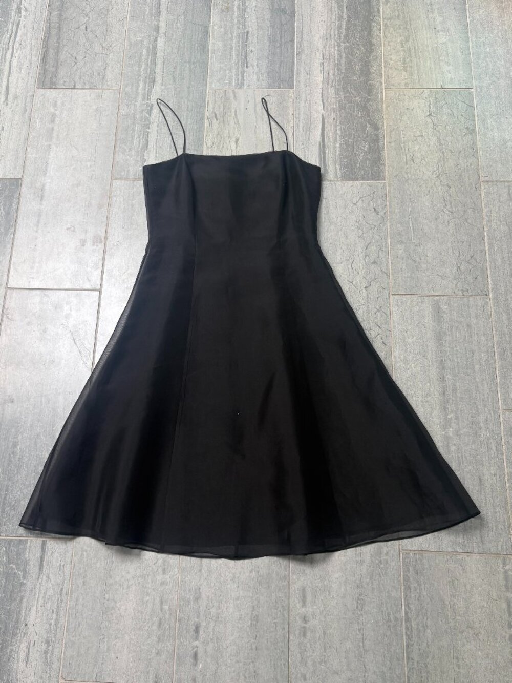 Ann Taylor Fit & Flare Organza Overlay Spaghetti Strap Cocktail Dress Black Sz 4
